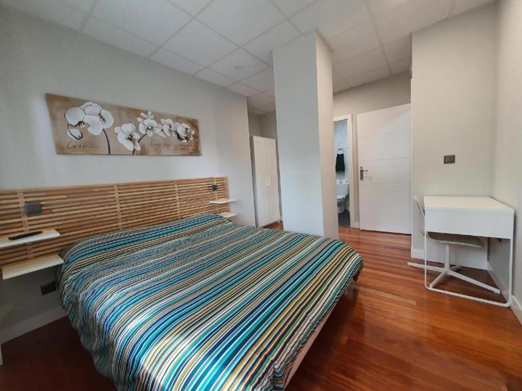 Pension Guggenheim Riverview Hbi01297 Bilbao Luaran gambar